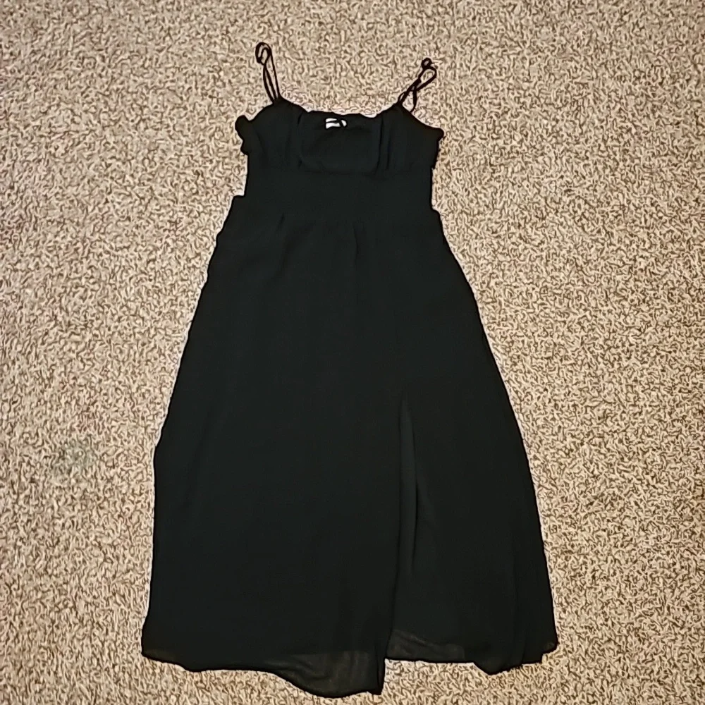 Wilfred Black Dress - Picture 3 of 5